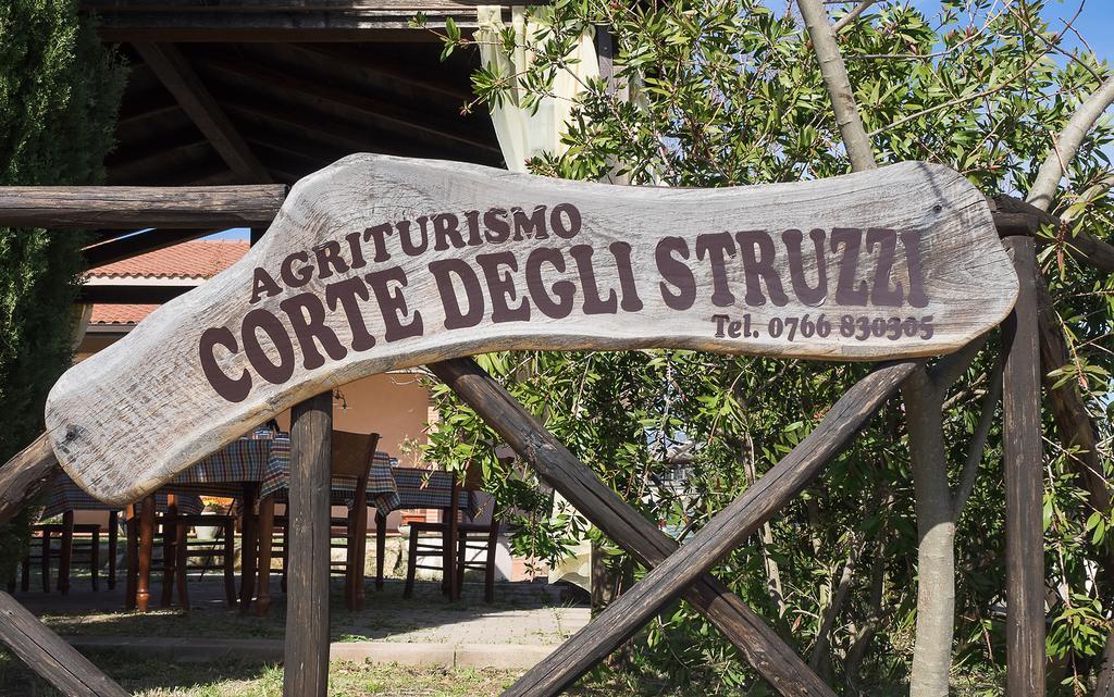 B&B Corte Degli Struzzi Pescia Romana Exterior photo